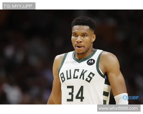 卡梅隆托马斯表现亮眼16分钟内贡献8分2板4助引关注 卡梅隆托马斯表现亮眼16分钟内贡献8分2板4助引关注