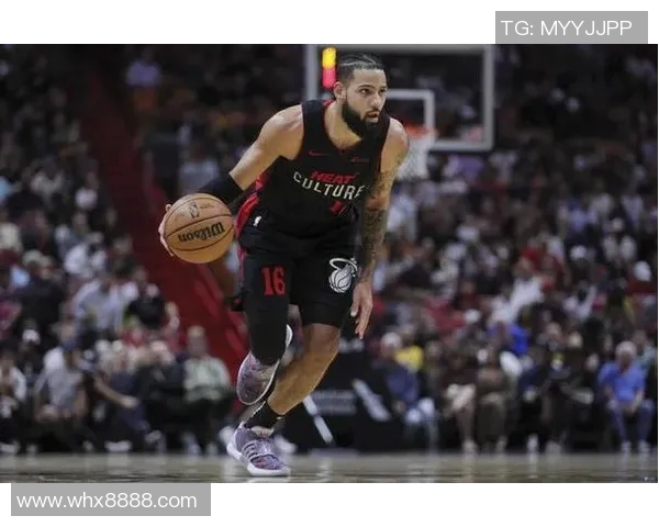 凯莱布乐福替补出战26分钟表现抢眼三分球命中率高达375贡献13分5板4助 凯莱布乐福替补出战26分钟表现抢眼三分球命中率高达375贡献13分5板4助