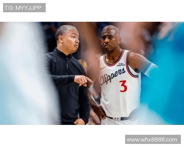 泰伦卢盛赞训练营表现称保罗与大洛展现出色状态 泰伦卢盛赞训练营表现称保罗与大洛展现出色状态